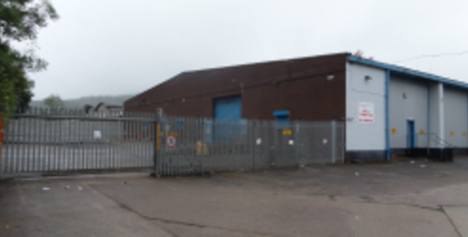 UNIT 15C MOY ROAD INDUSTRIAL ESTATE, TAFFS WELL, CARDIFF, CF15 7QR\n\nTO LET\n14,900 Sq.Ft. + SECURE YARD\n\nA modern semi-detached industrial/workshop unit plus fenced yard within a secure fenced estate. Excellent access to A470 and J.32 of M4 at Co...