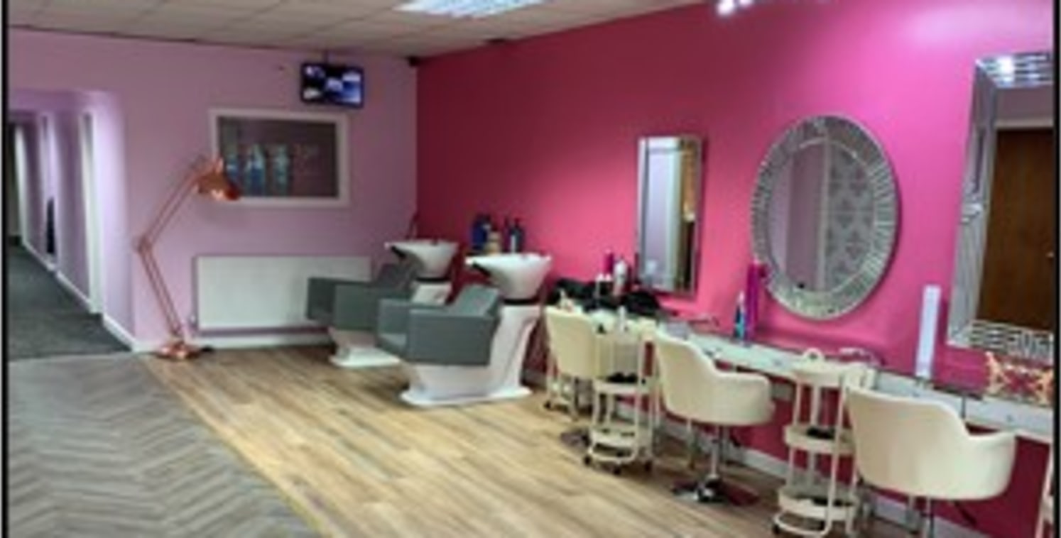 The property comprises a part let investment opportunity comprising a hair and beauty salon to the ground floor with a vacant first floor area that has been granted planning consent for two x 2 bedroom apartments. 

Internally the ground floor compri...