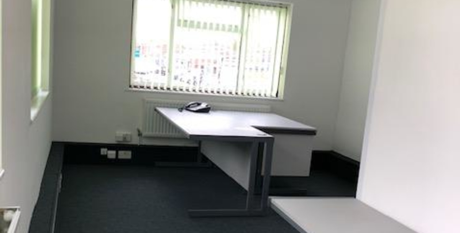 NEWLY REFURBISHED. Situated in Cheshunt industrial area with good transport links to London we are pleased to offer this 1ST FLOOR OFFICE to let. Electricity, water and business rates are inclusive. CCTV on site. Parking available plus access to a vi...