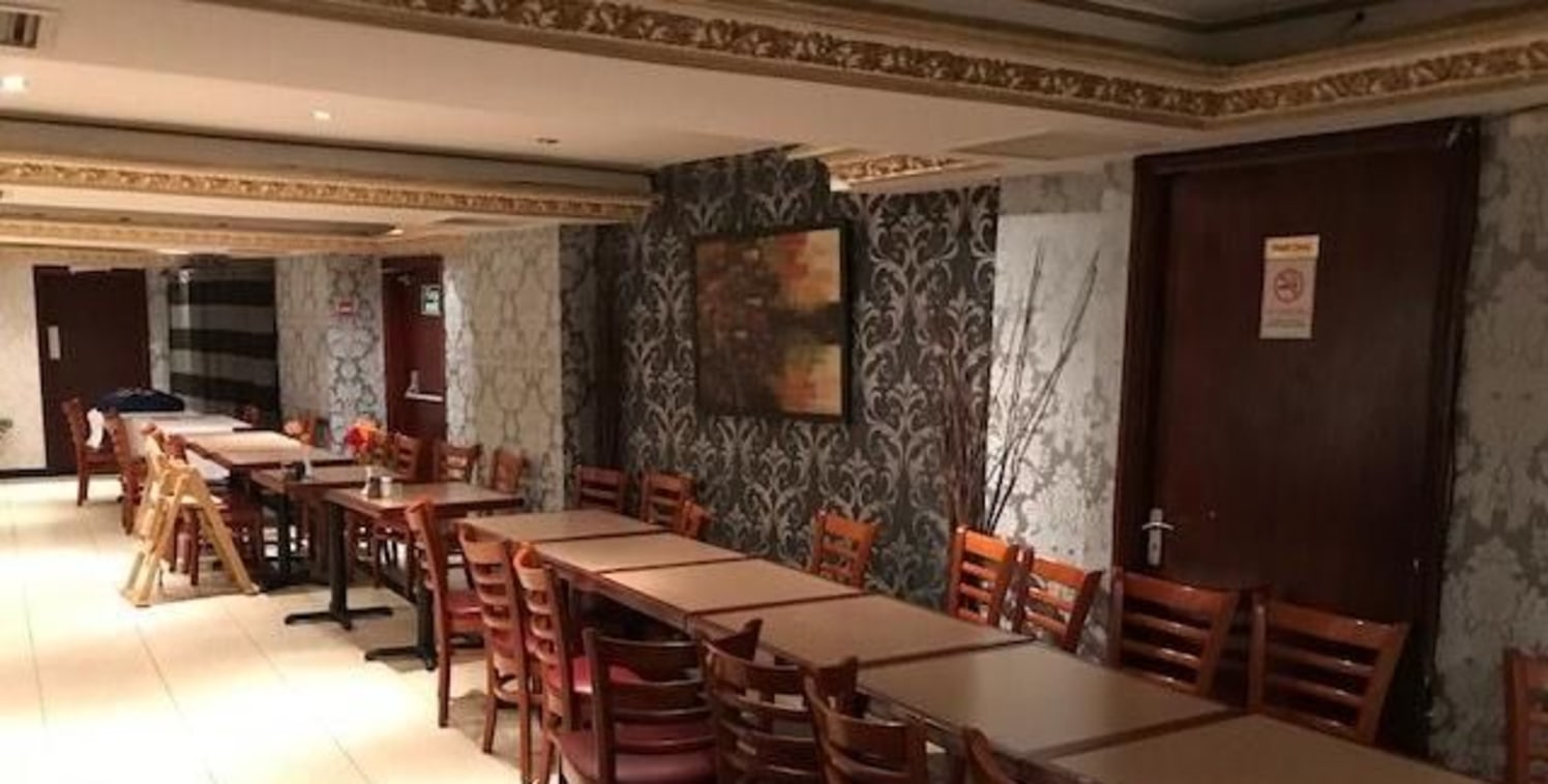 Available immediately<br><br>The premises are prominently located on popular parade on Uxbridge Road in the heart of Eailng Common & within walking distance Ealing Common StationA3 restaurant with a alcohal licence currently trading as a Persian rest...