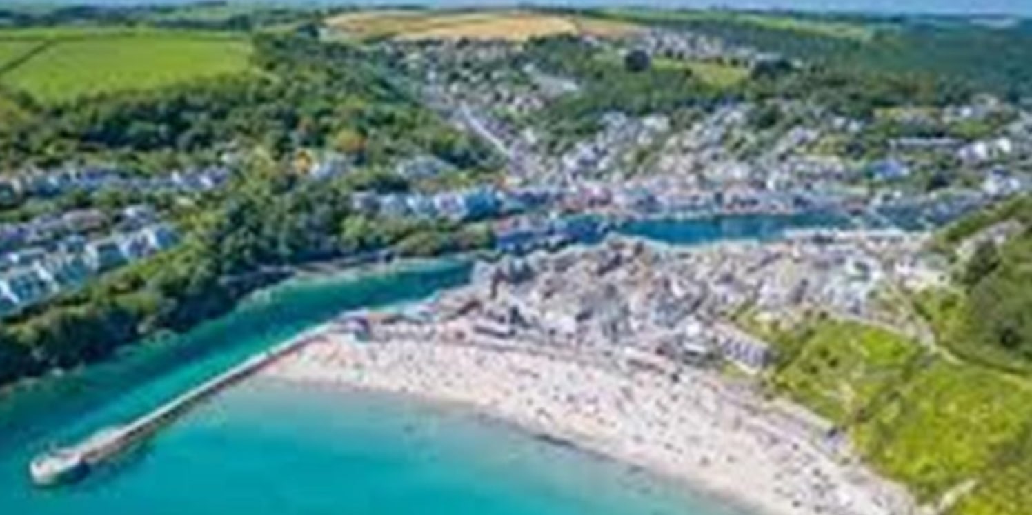 Freehold 5 Bedroom Guest House Located In West Looe, Cornwall\n90% Occupancy\nAA 3 Star\nRef 2397\n\nLocation\nThis outstanding 5 bedroom Guest House is located in the highly desirable harbour town and fishing port of West Looe in South East Cornwall...