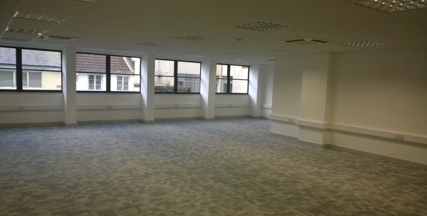 The space is located on the lower ground floor of this modern office building which benefits from energy efficient air-conditioning and ventilation system to all office areas and a rectangular well-lit open plan office.