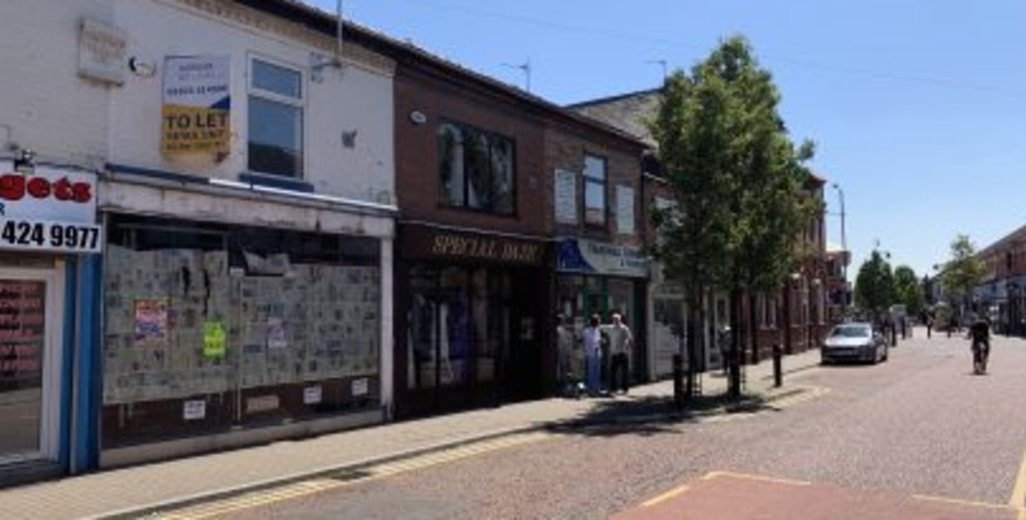 The property comprises a two-storey mid-terrace. The building is constructed of brick elevations under a pitched tiled roof.<br><br>The property is located within one of the busy high streets in Widnes, outside of the pedestrianised area....