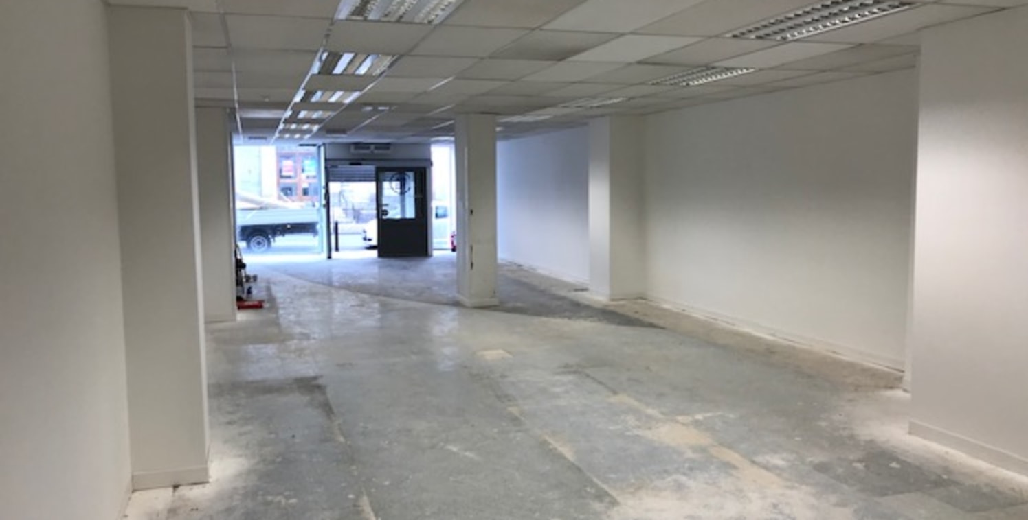 19 & 21 Mutley Plain are both newly configured and refurbished retail units finished to a ''white box specification'' situated in a secondary trading location. Immediately ready for any prospective tenant to fit out to their own specification.