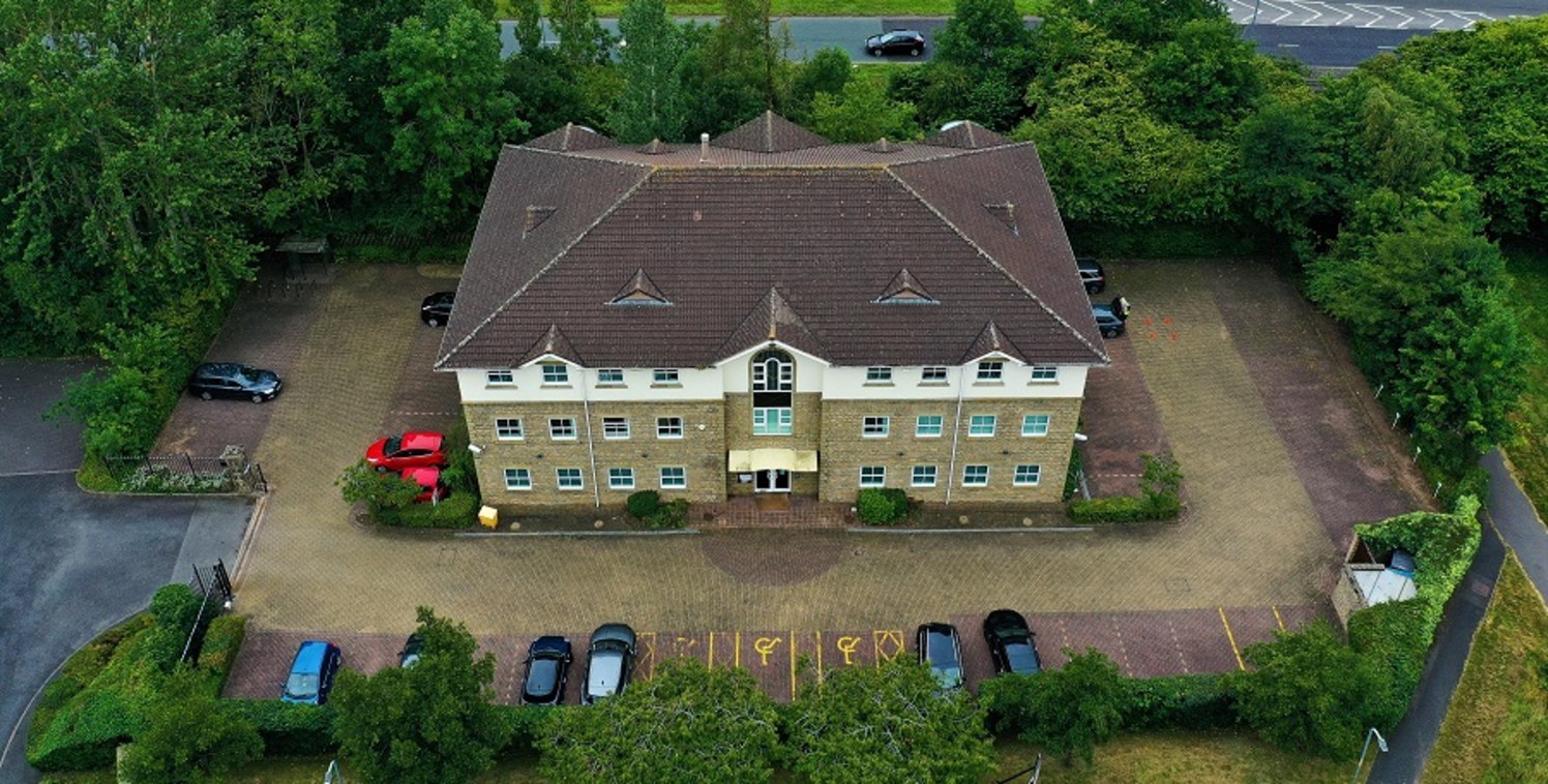 A 3,896 sq ft (361.94 sq m) modern first floor purpose-built office situated in landscaped grounds with good on-site parking provision. The suite benefits from fully air conditioned, raised access floors, suspended ceilings with inset Cat II lighting...