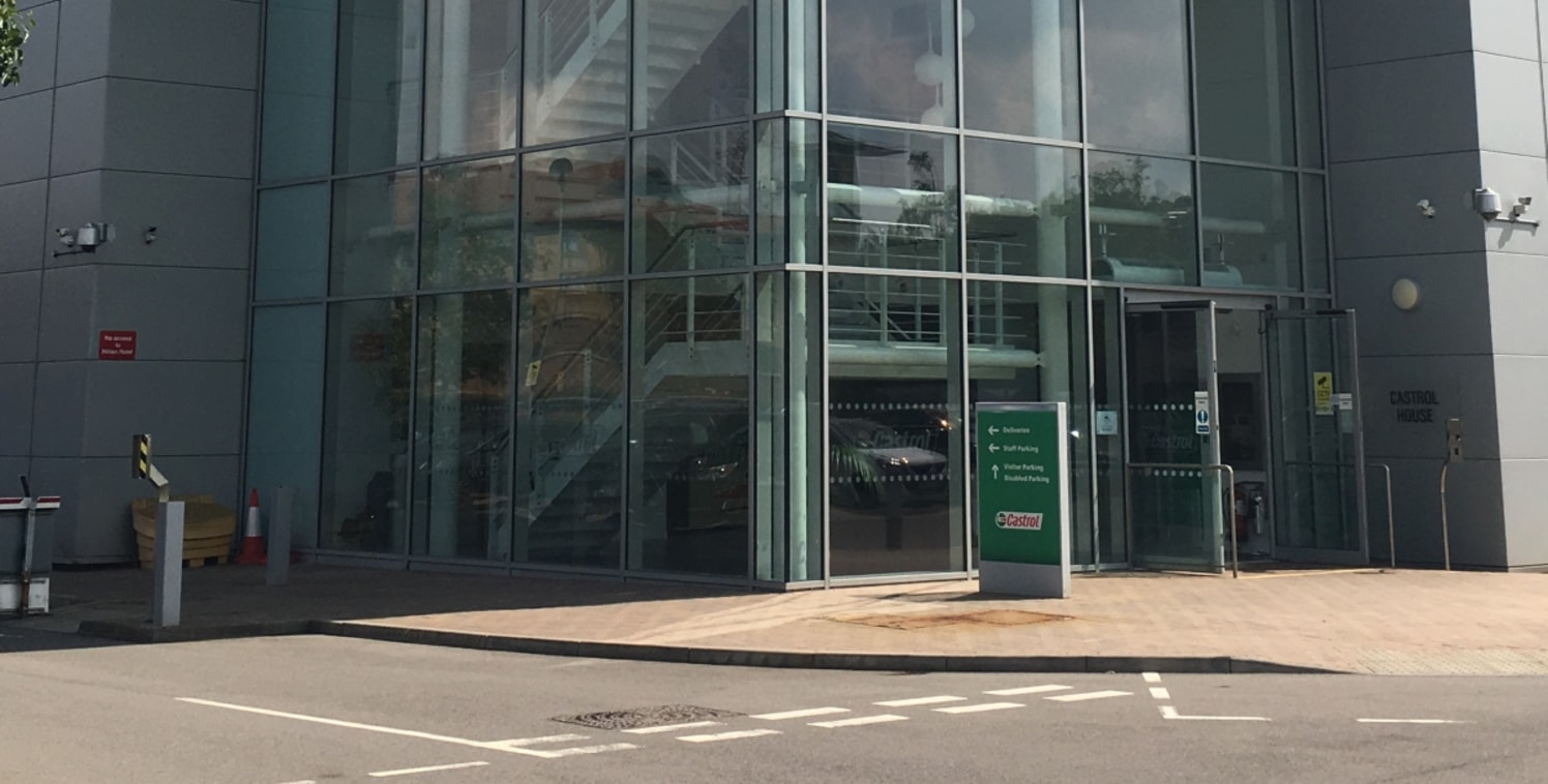 Auckland House offers outstanding Grade A office space within close proximity of Swindon Town and immediately adjacent to junction 16 of the M4 motorway. Reading and Bristol are is just a 50-minute drive away, whilst Heathrow can be accessed in just...