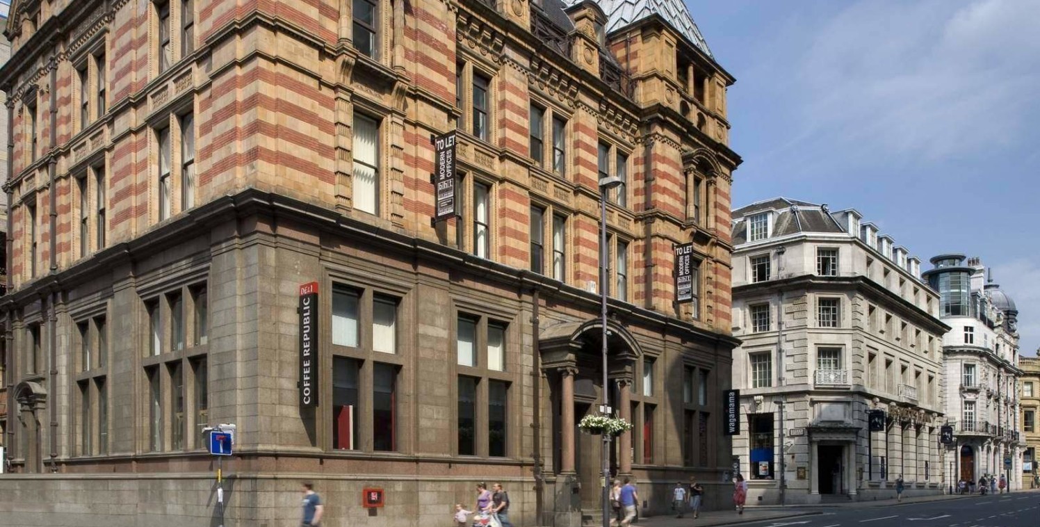 31-32 Park Row is an attractive, Alfred Waterhouse period office building with retail premises at ground and good quality office accommodation on the upper floors. Accessed directly off Park Row.