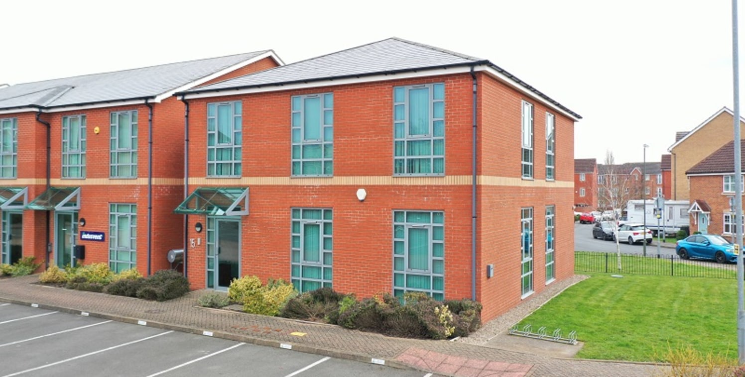 A 2,266 sq ft modern detached two storey office premises located in a prominent position on Aston Court Bromsgrove Enterprise Park. Open plan and cellular offices, raised access flooring, comfort cooling with 12 allocated car parking spaces. Excellen...