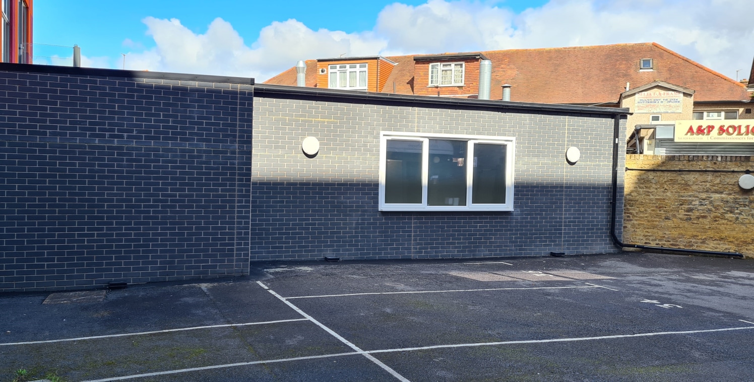 A opportunity to purchase a newly built single storey office building. Unit 3 Carmine Court provides open plan office space of 543 sq ft. The unit is fitted to a high standard with air conditioning, fully fitted kitchen, WC (DDA compliant) perimeter...