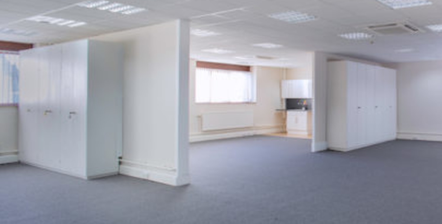 St James Business Centre is a 2 storey office building with a range of office sizes to cater for businesses of any size or type.<br><br>The building has many strengths, but one of its key attributes is the ability to offer both conventional and fully...