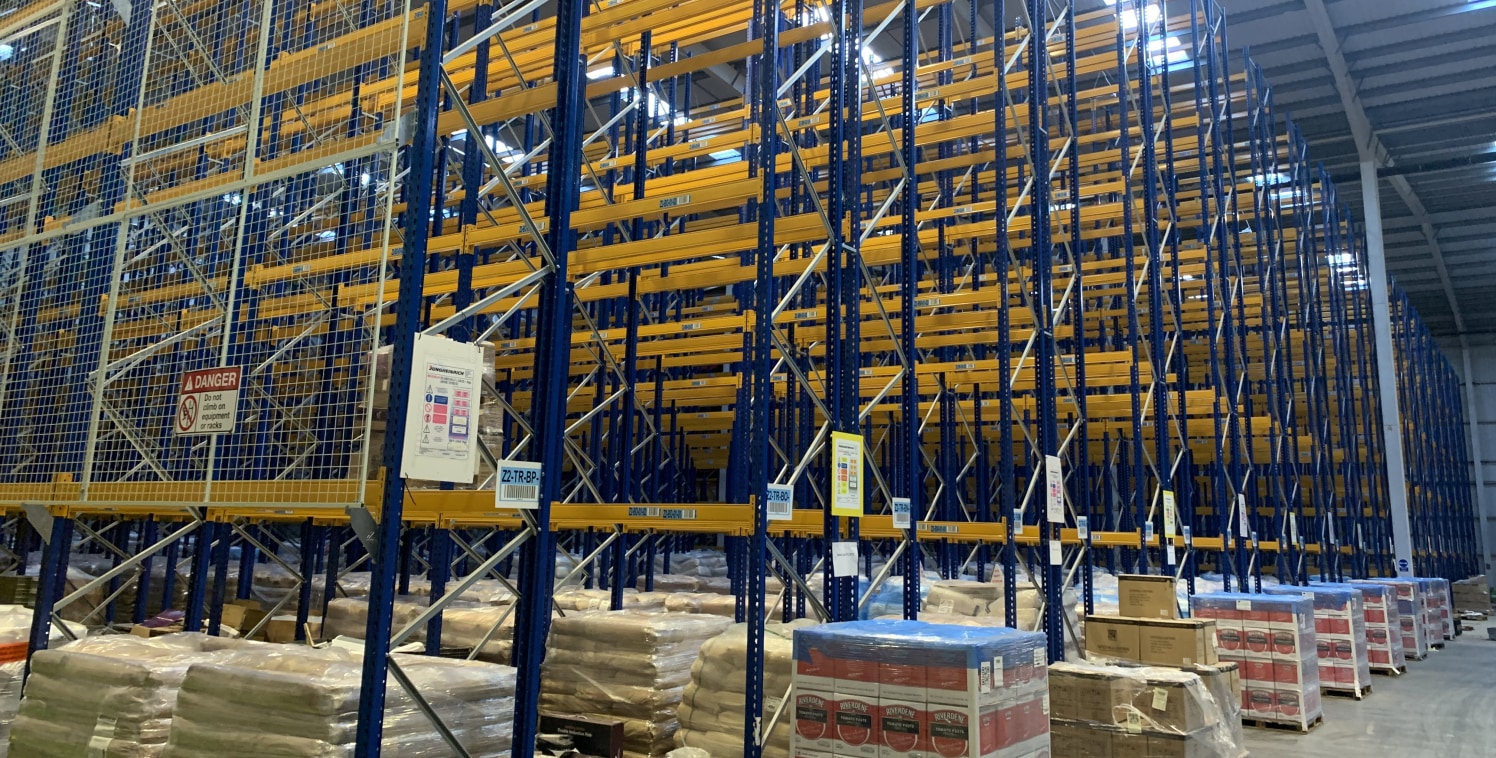 For Sale - Extensive High Quality Distribution / Warehouse Unit