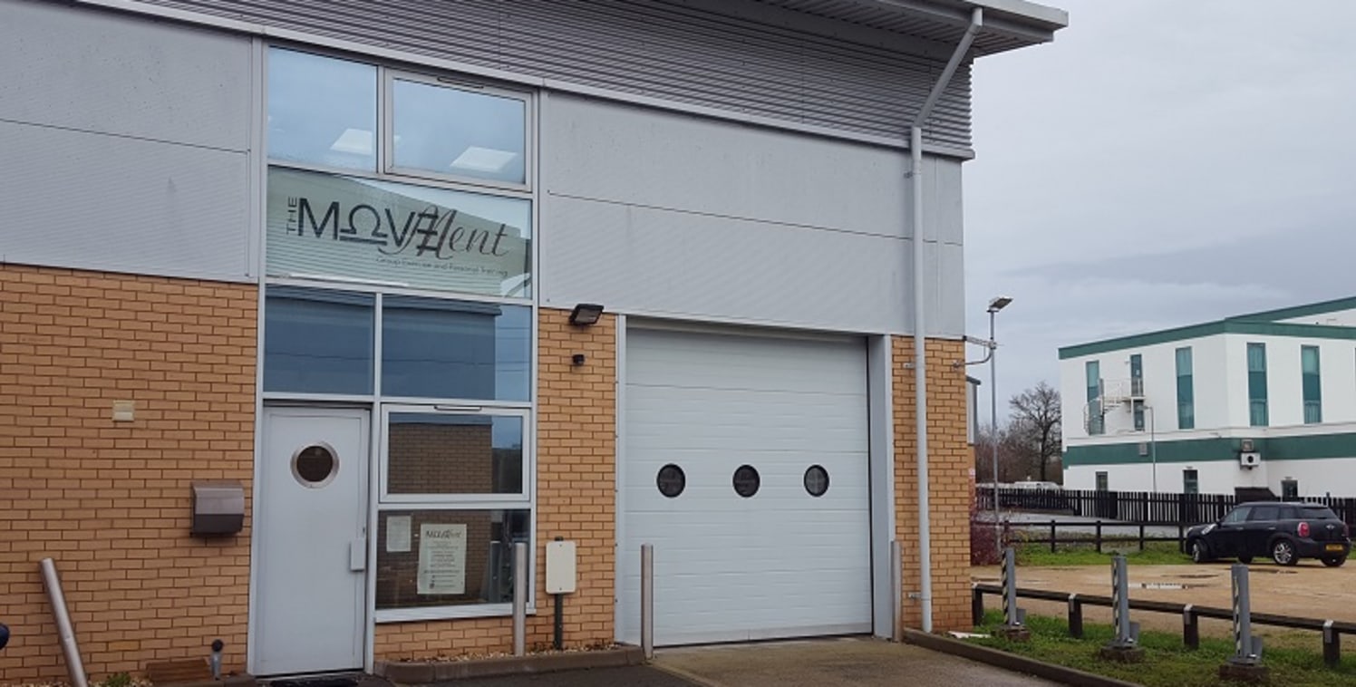 A modern commercial unit with a total area of 1,640 sq ft GIA. The property has 1,220 sq ft of Warehouse / Trade Counter area with a 420 sq ft mezzanine floor. Good loading, unloading and car parking.