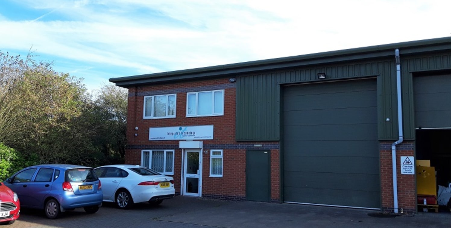 A 3,200 sq ft modern industrial unit. Located on Saxon Business Park Bromsgrove. Onsite car parking and loading and unloading facilities. Excellant links to the M5 and M42 motorways.