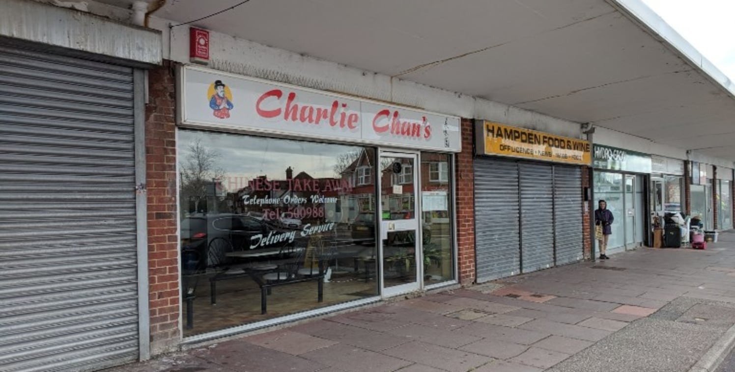 The premises comprise of a mid terraced self-contained lock up shop currently used as a A5 hot food Chinese takeaway. Amenities include aluminium shop front, suspended ceiling with recessed spot lighting, rear kitchen and food prep area leading to th...