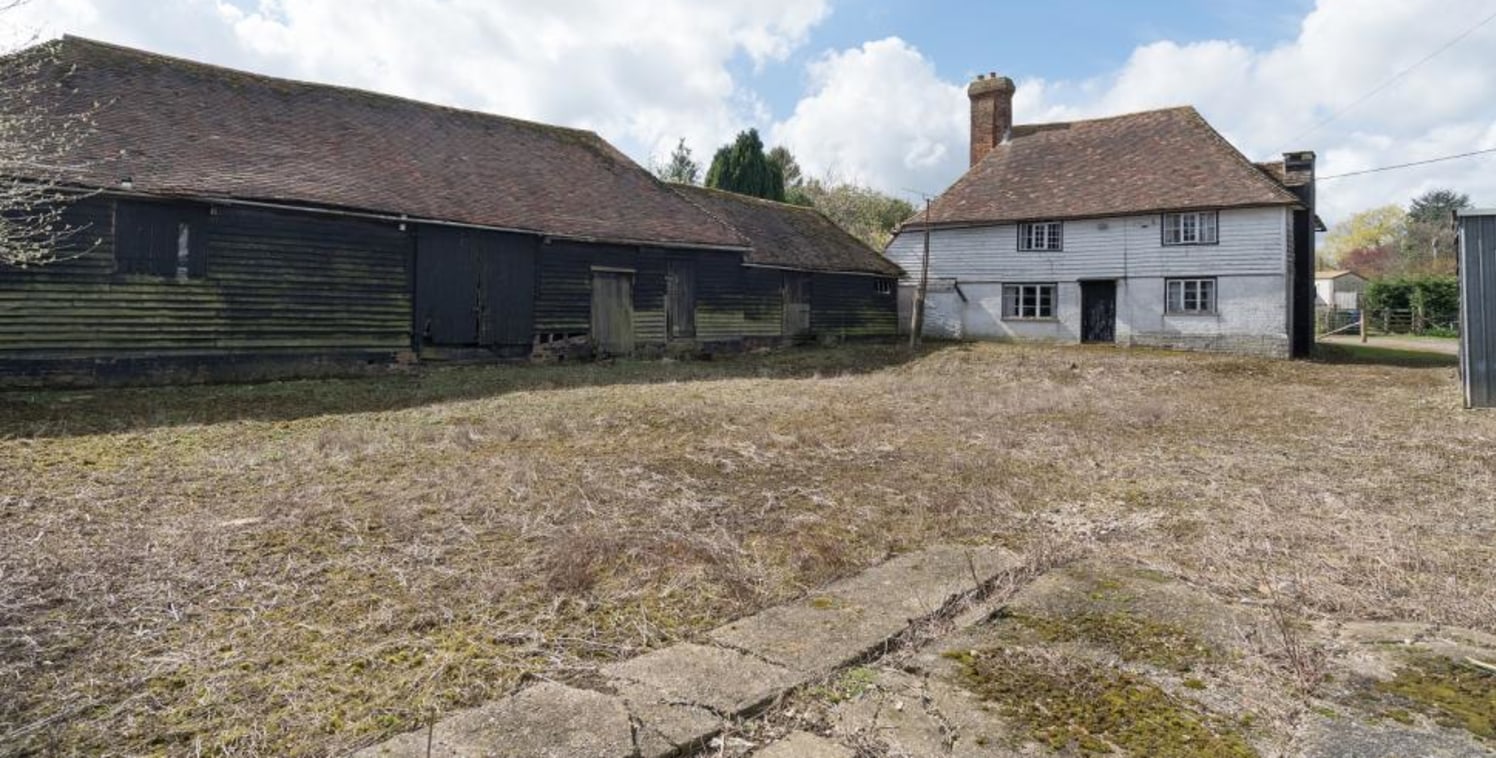 An historic 3 bedroom house for complete refurbishment, with adjoining barn with permission for conversion, and an adjoining paddock. Available as a whole or in up to 3 lots.