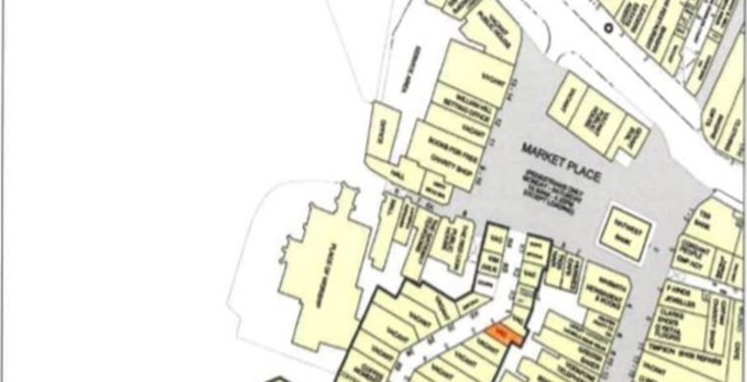 Retail Unit TO LET 

Extending to 28.43m&sup2; (306ft&sup2;) 

Asking rent &pound;3,000 per annum