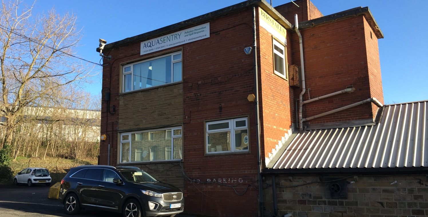 The property briefly comprises a mid-terrace industrial unit which has been newly refurbished to provide industrial accommodation at ground floor with first floor offices.

Internally the industrial unit will benefit from solid concrete flooring, flu...