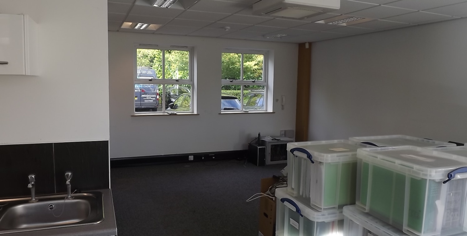 FOR SALE OR TO LET<br><br>Modern High Spec Three Storey Offices<br><br>1,227 sq ft net<br><br>Five car parking spaces<br><br>LOCATION<br><br>Situated just off the A3400 about eight miles north of Stratford-upon-Avon, eleven miles to the south of Soli...