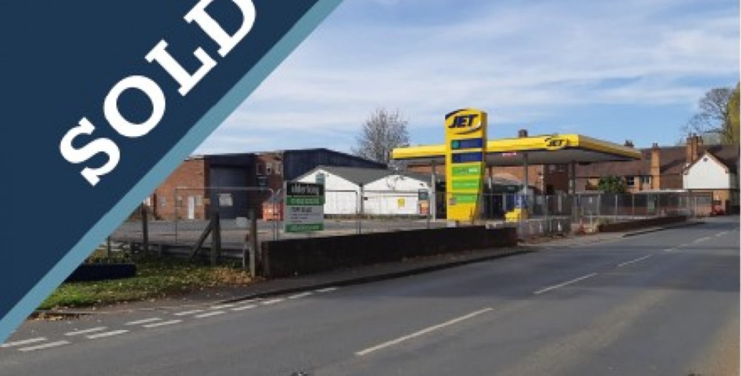 Former Countrywide store. Detached building providing retail/showroom, storage and office accommodation with petrol sales forecourt and...