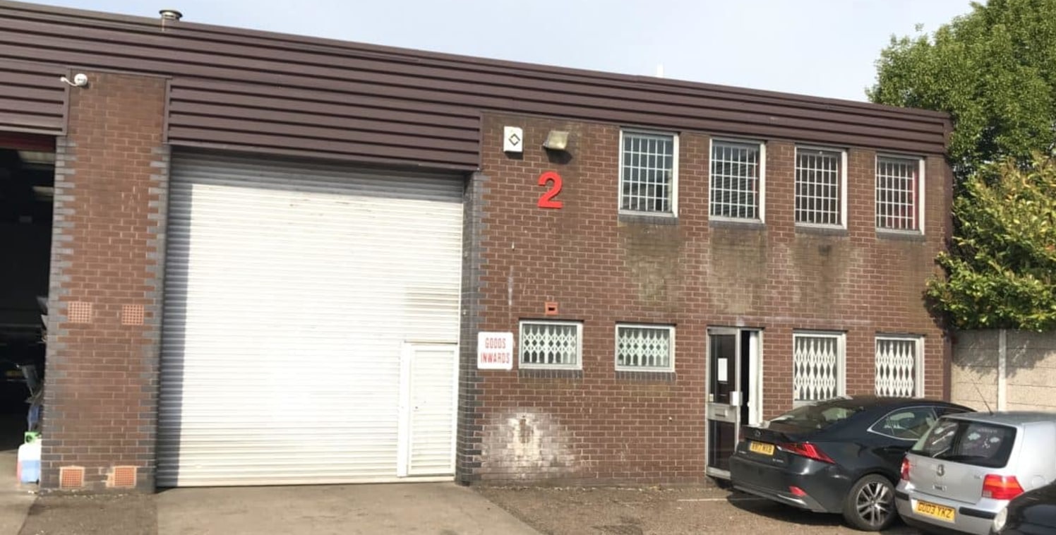 The unit is situated on Denmark Street, forming part of Central Estate, approx one mile north of Maidenhead Town Centre, and is readily accessible to goods vehicles via the A4 Bath Road and Cookham Road. The accommodation forms one part of a pair of...