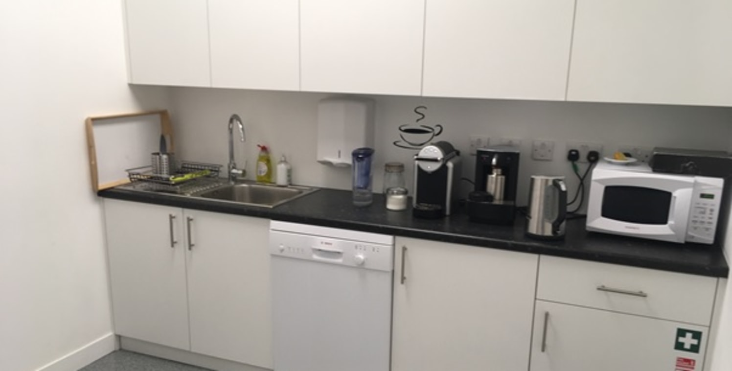 The property is located within The Edge Business Centre on Humber Road. The estate is well served by public transport links, with various bus routes running along Edgware Road, whilst Brent Cross Underground Station and Cricklewood Rail Station are l...