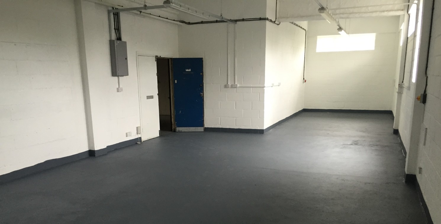 The property comprises a multi storey light industrial / workshop building and unit 9C is located on the first floor comprising an open plan workshop space. The unit is serviced by water and electricity, loading of heavy-duty items is possible via th...