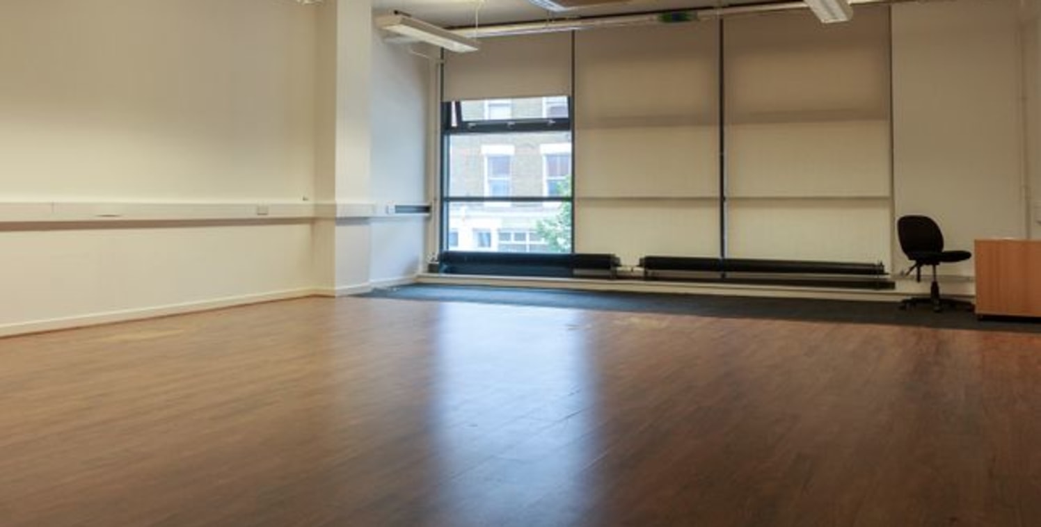 Available immediately<br><br>Network Hub is located along Kensal Road on the Southbank of the Grand Union Canal running parallel with the Harrow Road. This attractive building provides open planned space offering flexible working conditions with many...