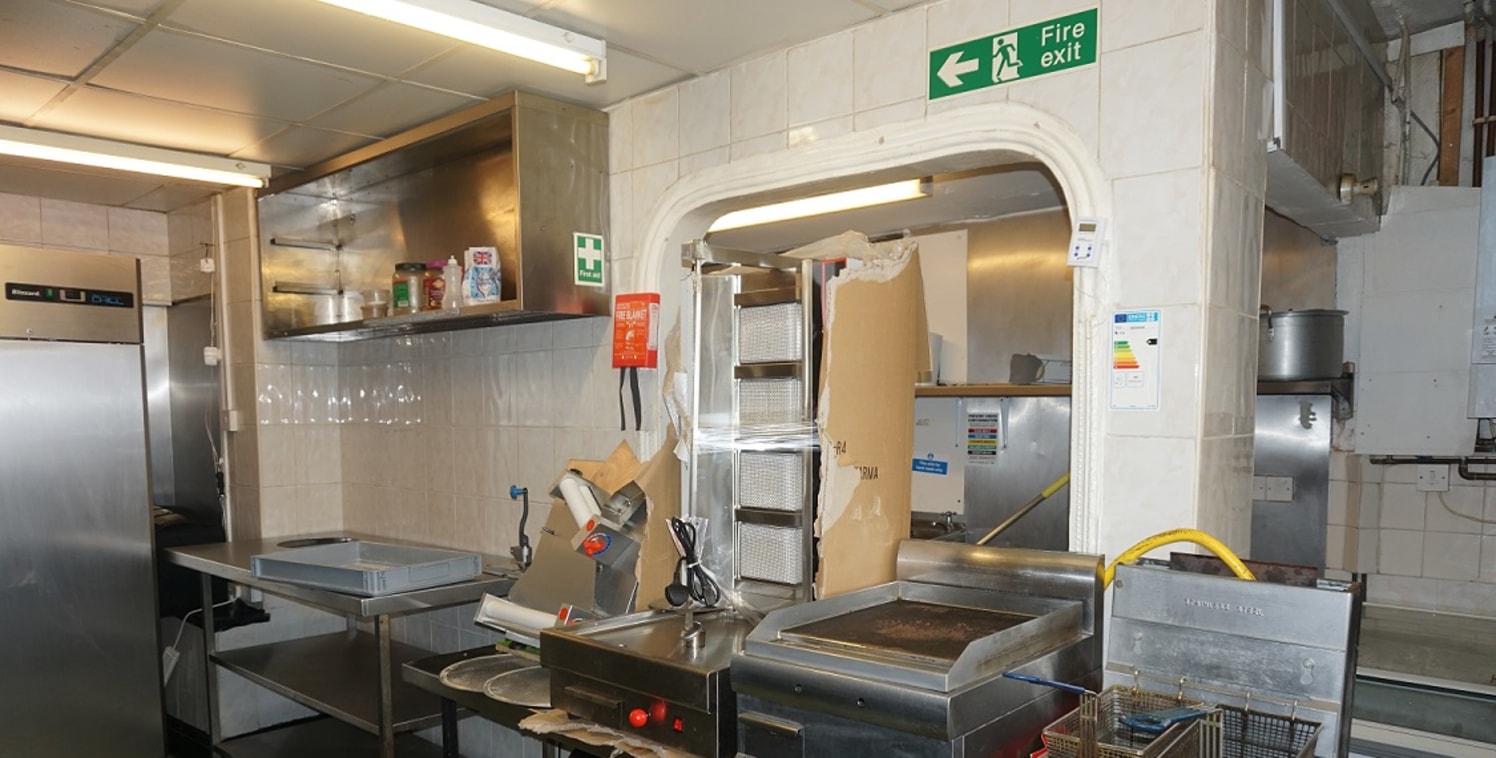 Single fronted take away located on the busy main arterial route of St Annes Road opposite South Shore Fire Station. Open plan take away with prep & pot wash area. Store and wc to rear. Equipment available by separate negotiation. 2 bed flat above......