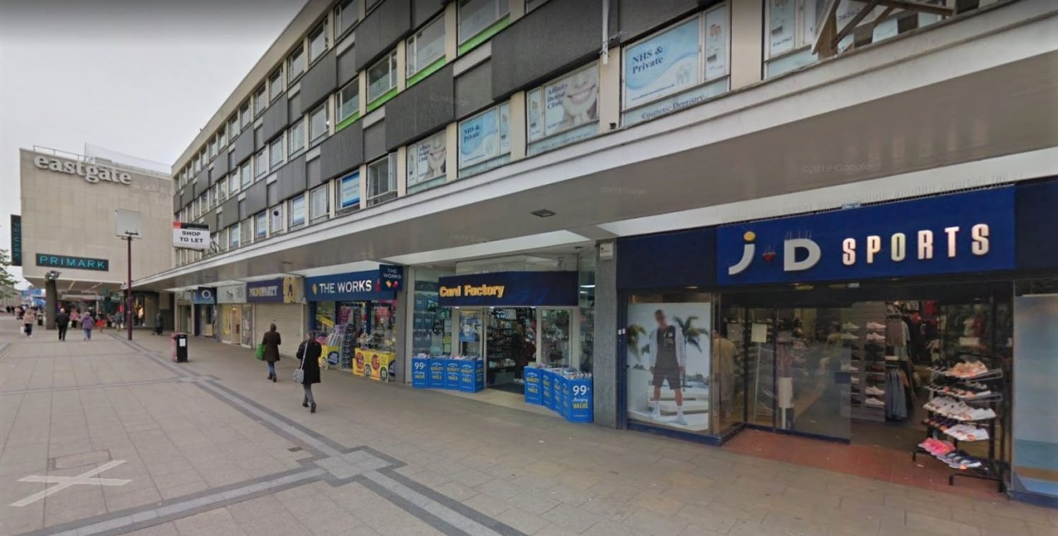 The premises are located in the centre of Basildon Town. Basildon Railway Station is approximately a 4 minute walk (0.2 miles) to the south and provides a fast and frequent service to London Fenchurch Street .