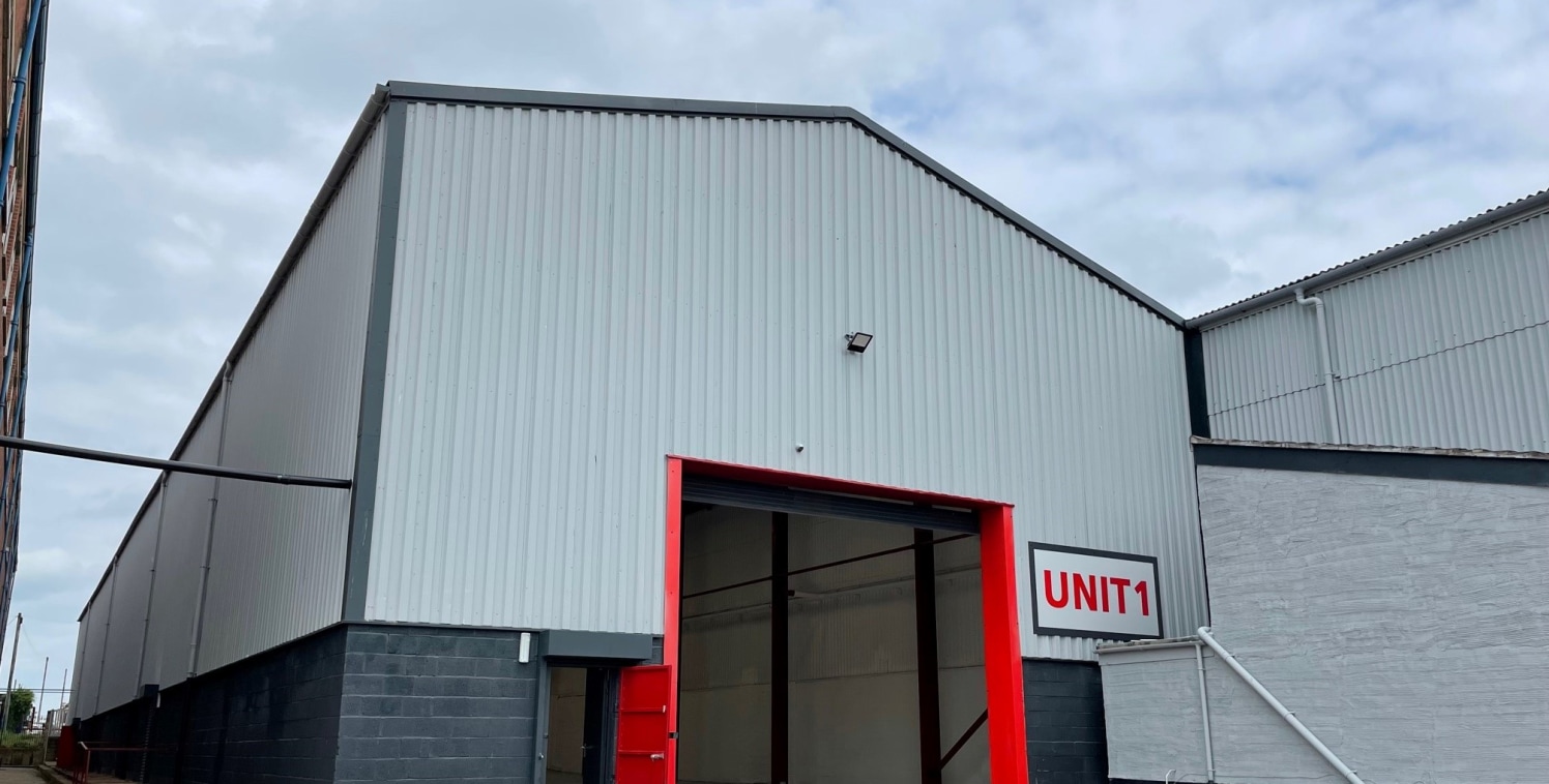 Fully refurbished industrial / warehouse unit