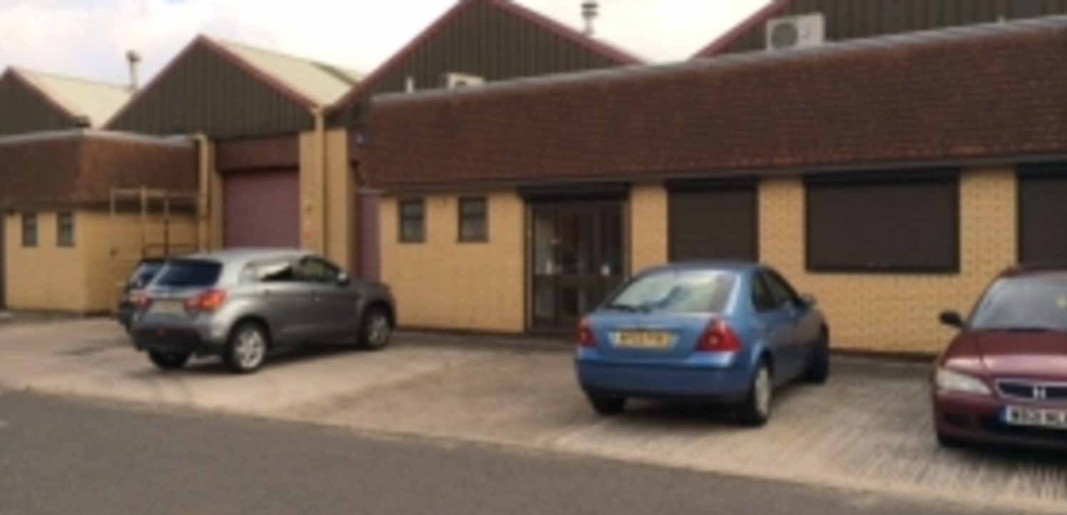 TO LET: Industrial / Warehouse Premises from 371.3 to 1,185 SQ M (3,997 to 12,755 SQ...