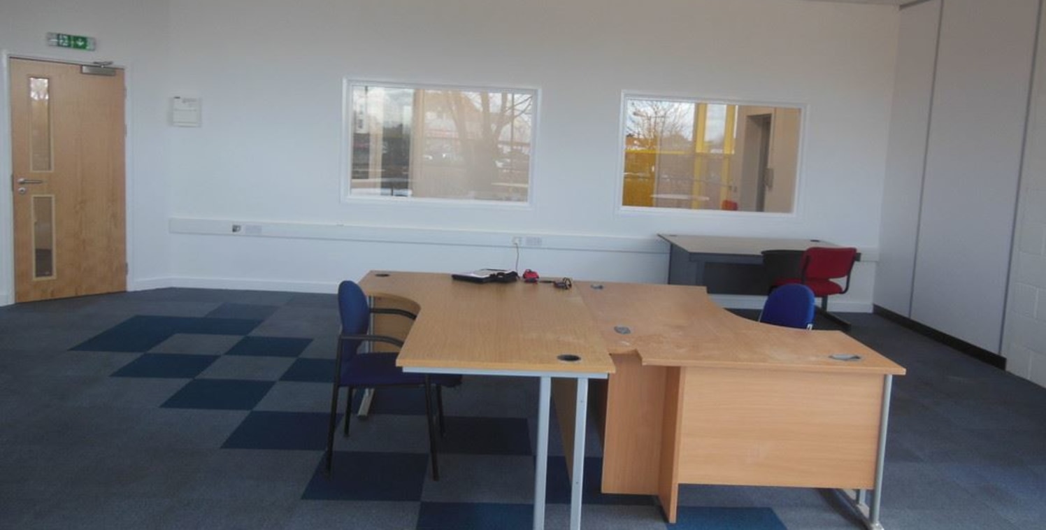 Various offices available varying from 700ft&sup2; to 750ft&sup2;

2 x offices newly refurbished with good window frontage and natural lighting

Rent is inclusive of service charge