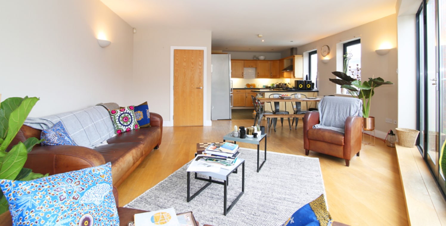 Copperfield Street is a large approximately 2,100 sq ft live/work house, with a self-contained two-bedroom apartment occupying the top two floors, including roof terrace and further development potential(subject to planning). 

Property comprises; en...