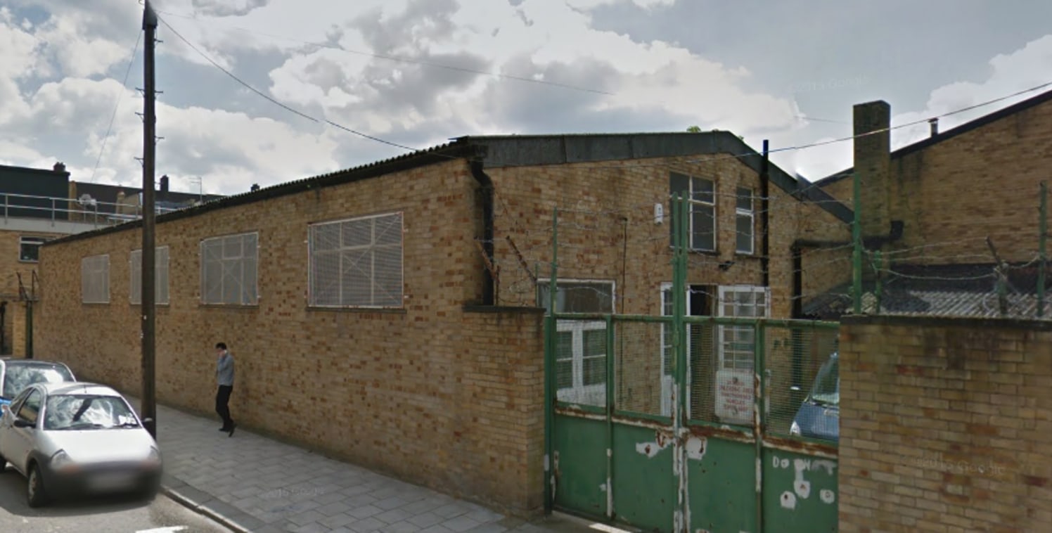 Industrial premises to let in Battersea