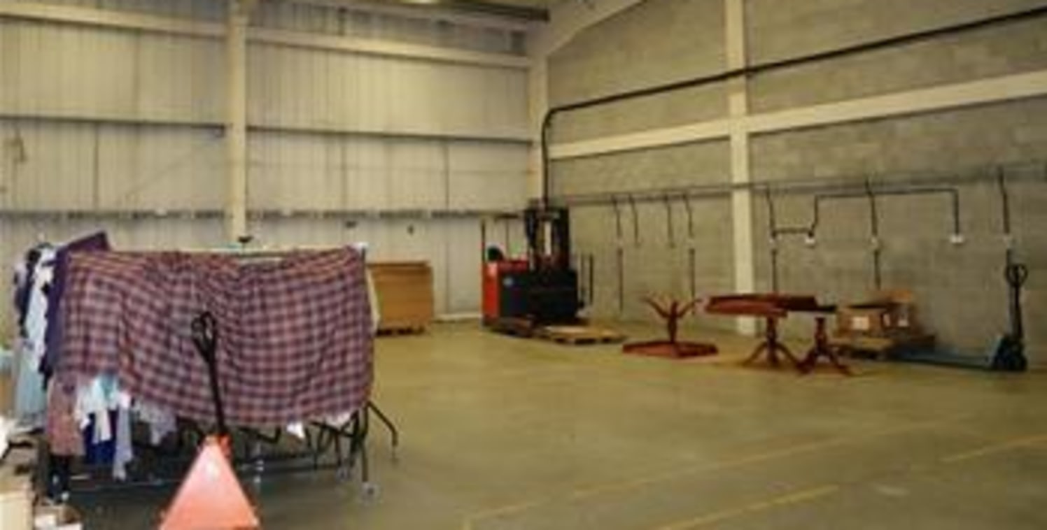 The premises comprise good quality modern industrial/warehouse accommodation accessed via 3 full height electric loading doors and a large dedicated yard area, ideal for parking, loading/unloading and open storage. Ancillary office accommodation is s...