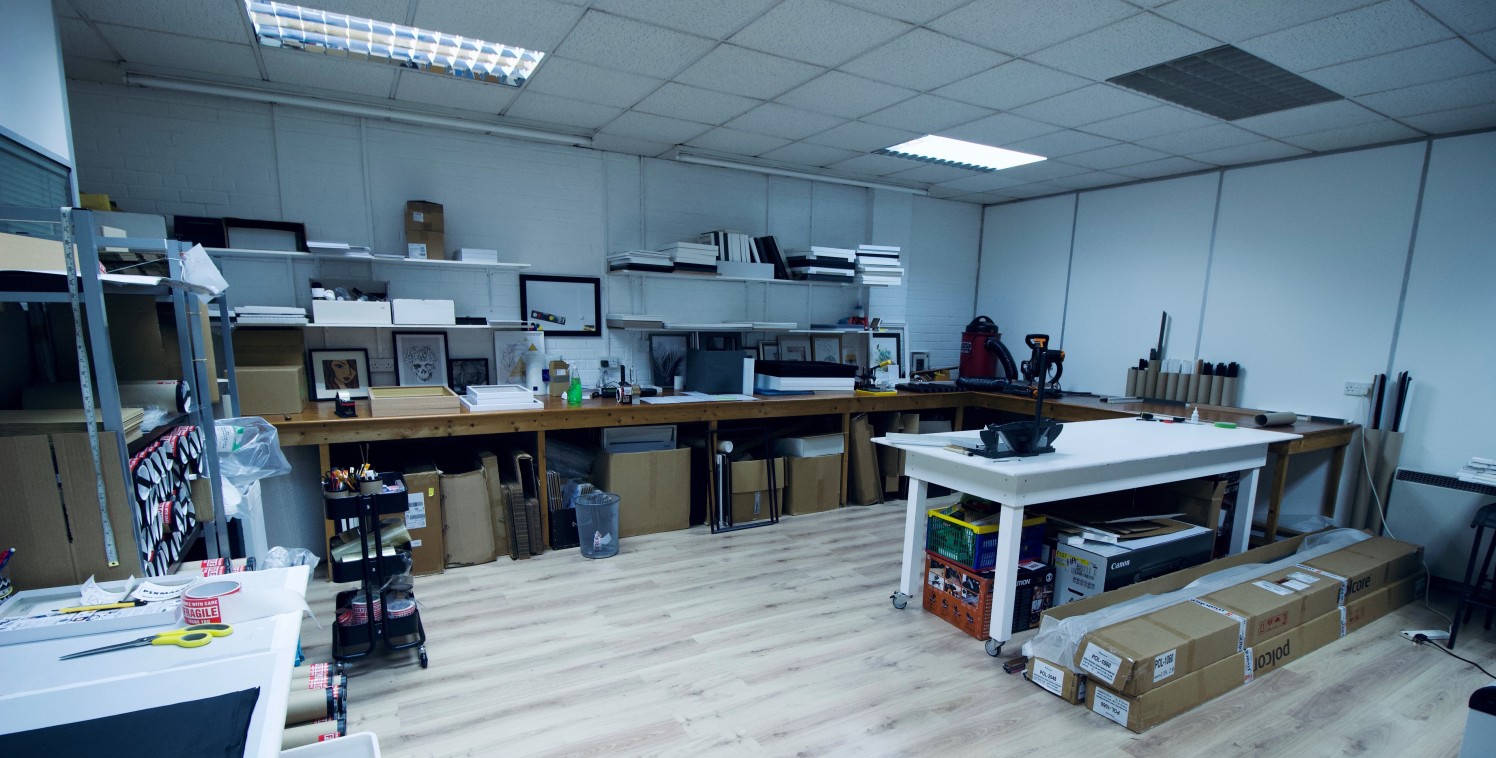 7.1m x 5.7m (400 square feet) - approximately

Well-lit, versatile space in a building co-occupied by 2 fashion companies - situated in Whitefield.

Laminate floor, 9.5m of fixed workbench with storage under, some fixed wall shelving and moveable tab...