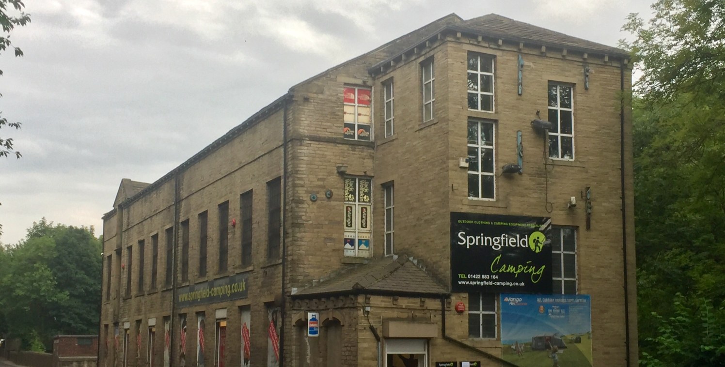 Occupying a Canal side position on the Hebble & Navigation Canal, the property comprises a 4 storey (5 floors) traditional stone built mill currently used for the retail of camping equipment and recently having obtained Planning Consent for conversio...