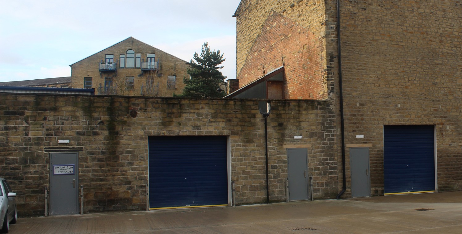 The premises briefly comprises a single storey industrial unit situated on the recently developed Sowerby Bridge Business Park in this prominent trading location within Sowerby Bridge Town Centre.

The unit benefits from a solid concrete floor, fluor...