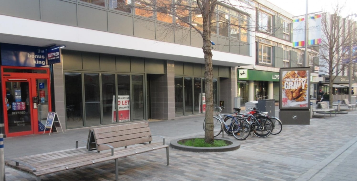 Prominently positioned town centre restaurant unit