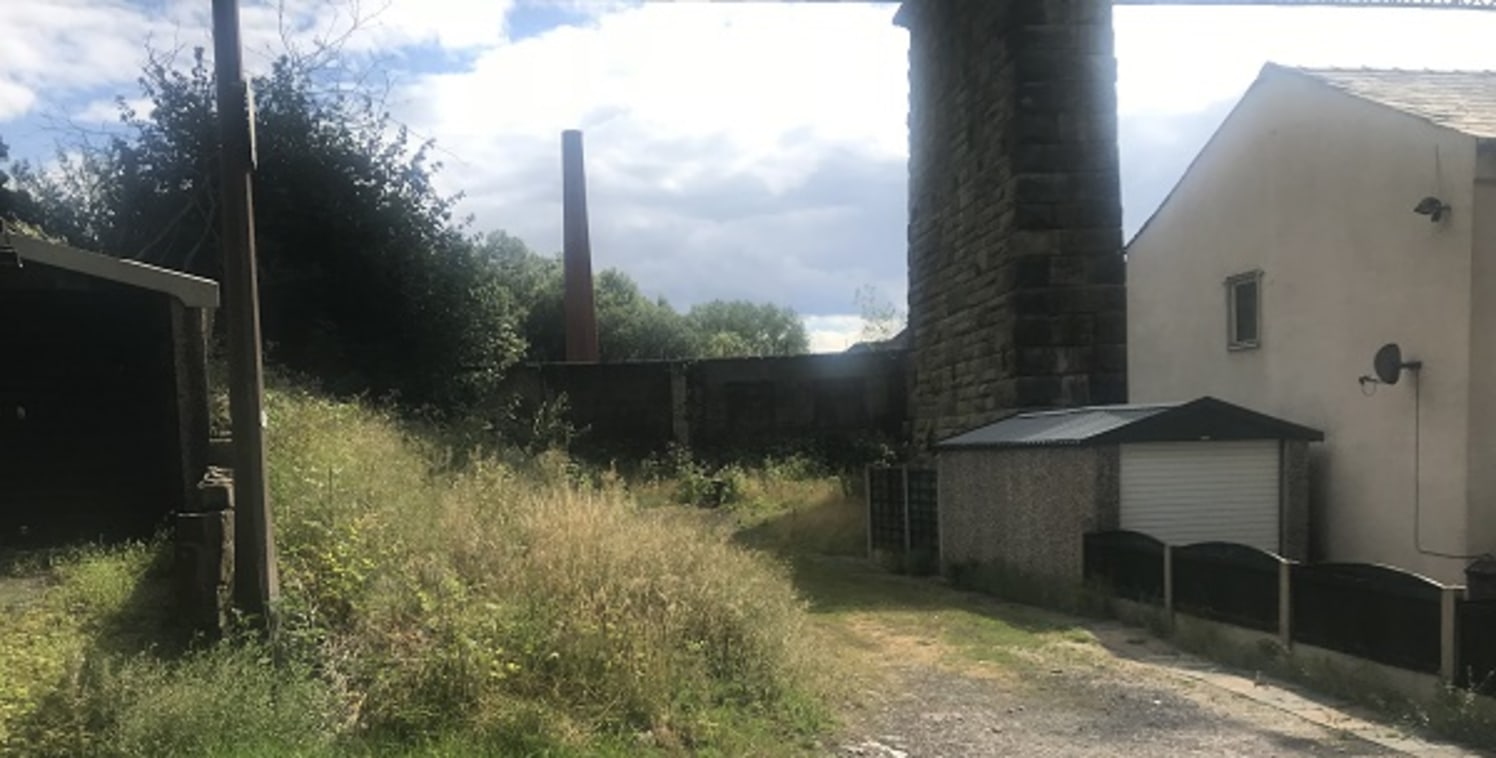 The site has previously had the benefit of outline planning consent, reference 94454/15, for the proposed development of a single 3 bedroom detached dwelling. The outline consent also allowed for car parking provision and an enclosed rear garden.

Th...