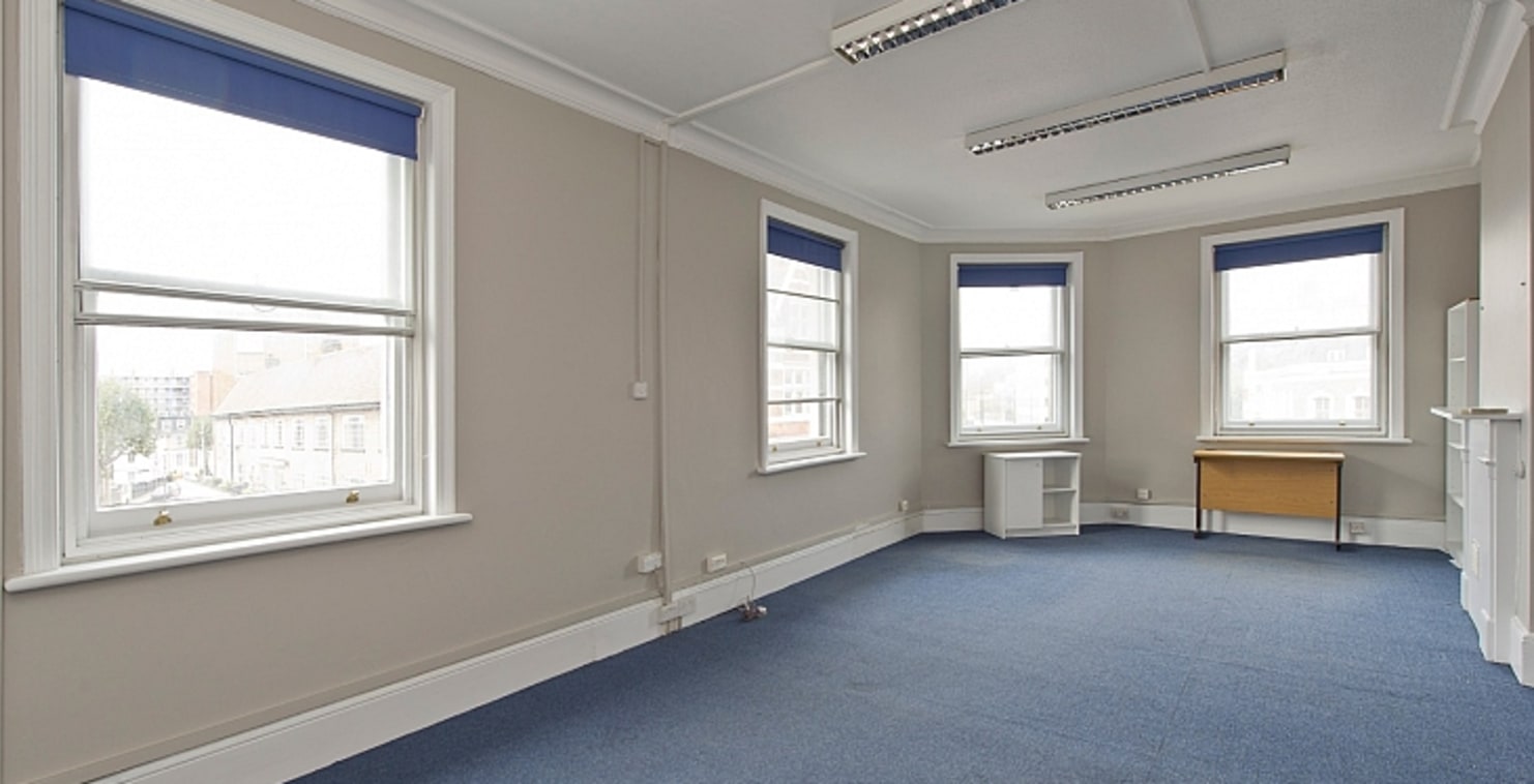 A BRIGHT SECOND FLOOR OFFICE (B1) ADJACENT TO FULHAM BROADWAY\n\nOverview\n\nTo Let\n\nThe premises office is accessed via Fulham Road and is arranged over part of the second floor of an attractive Edwardian building. The office area is open plan, wi...