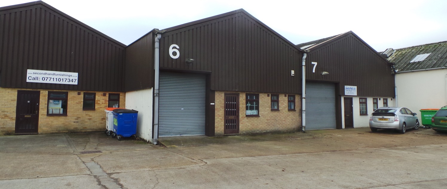 This mid-terrace unit of concrete portal frame construction provides workshop/warehouse accommodation of little over 2,400 sq ft. Additionally an area of light mezzanine office accommodation has been created providing just over 500 sq ft and there ar...