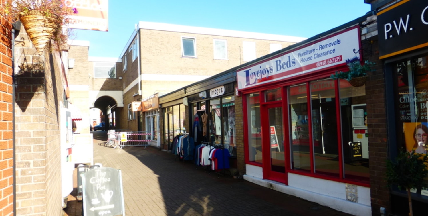 The unit form part of a popular retail arcade which links Tesco and main Town Centre car park with Green End. The parade is currently being improved by the new...