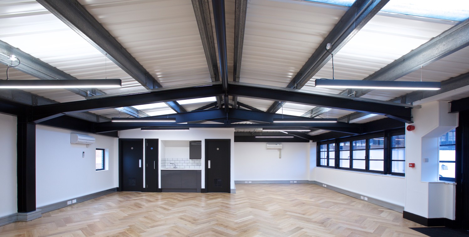 Spectrum House offers a range of newly refurbished units in a variety of different sizes. Tenants have a unique opportunity to benefit from a traditional lease within a vibrant community. The workspace allows tenants to retain their brand identity an...