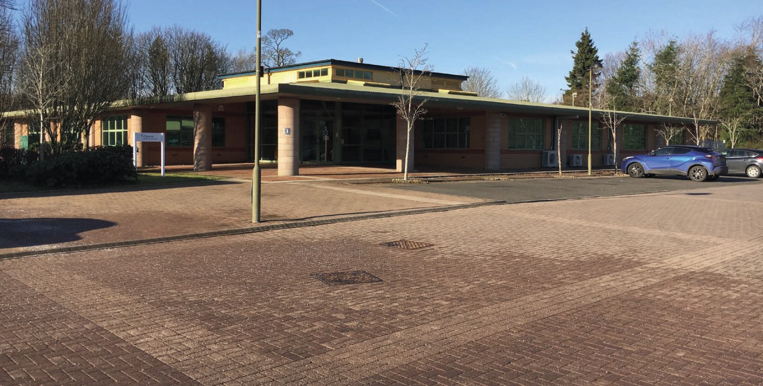 Laboratory Accommodation With Office Space