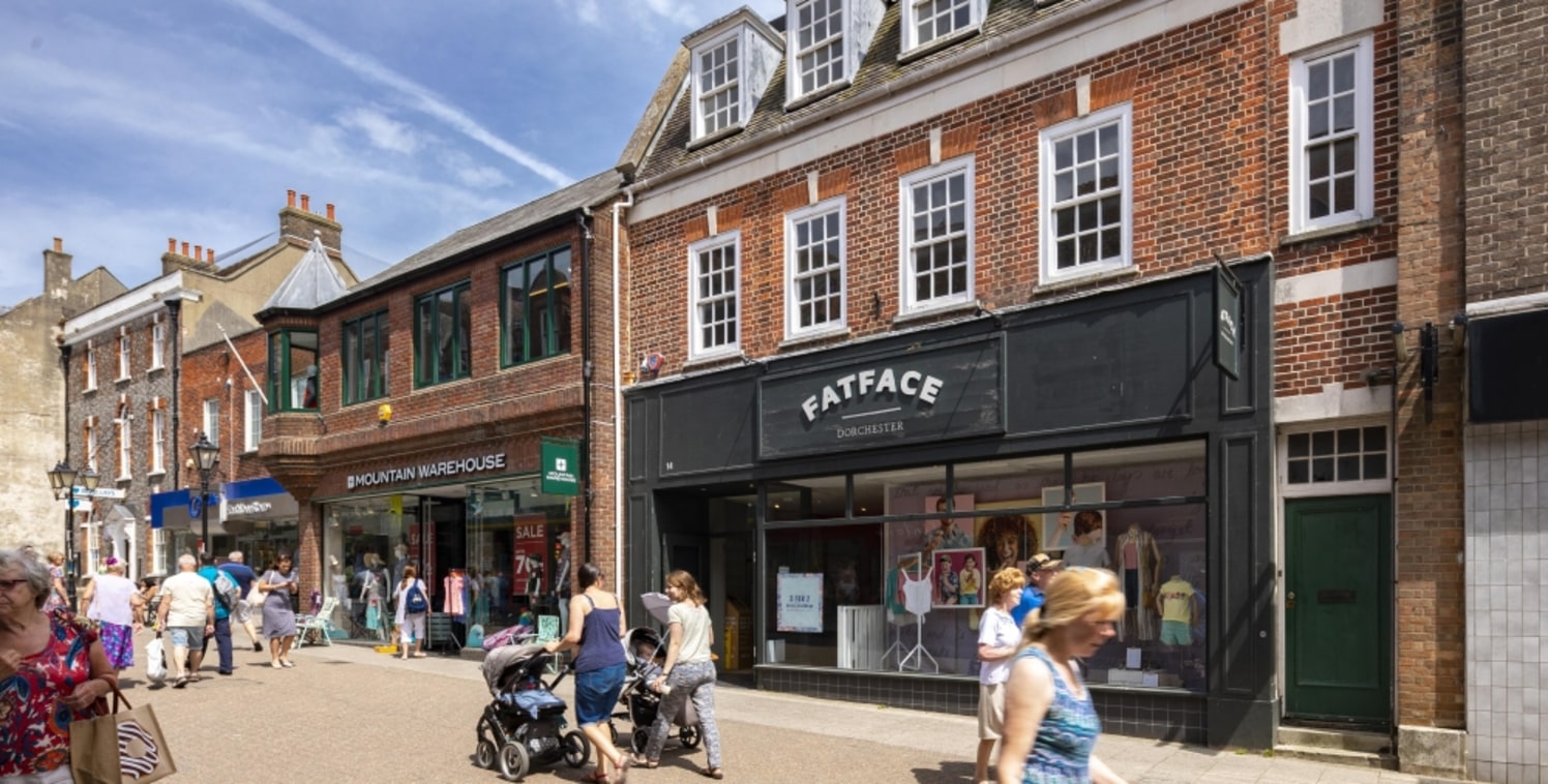 Property Type\nRetail\n\nAvailability\nFor Sale\n\nSize\n8,564 sq ft\n\nPrice\n&pound;2,600,000\n\nEnergy Performance Rating\nUpon enquiry\n\nAttractive Dorset County Town\n\nKey Features\n\n* Attractive Dorset County Town\n\n* Prime Location in Pede...