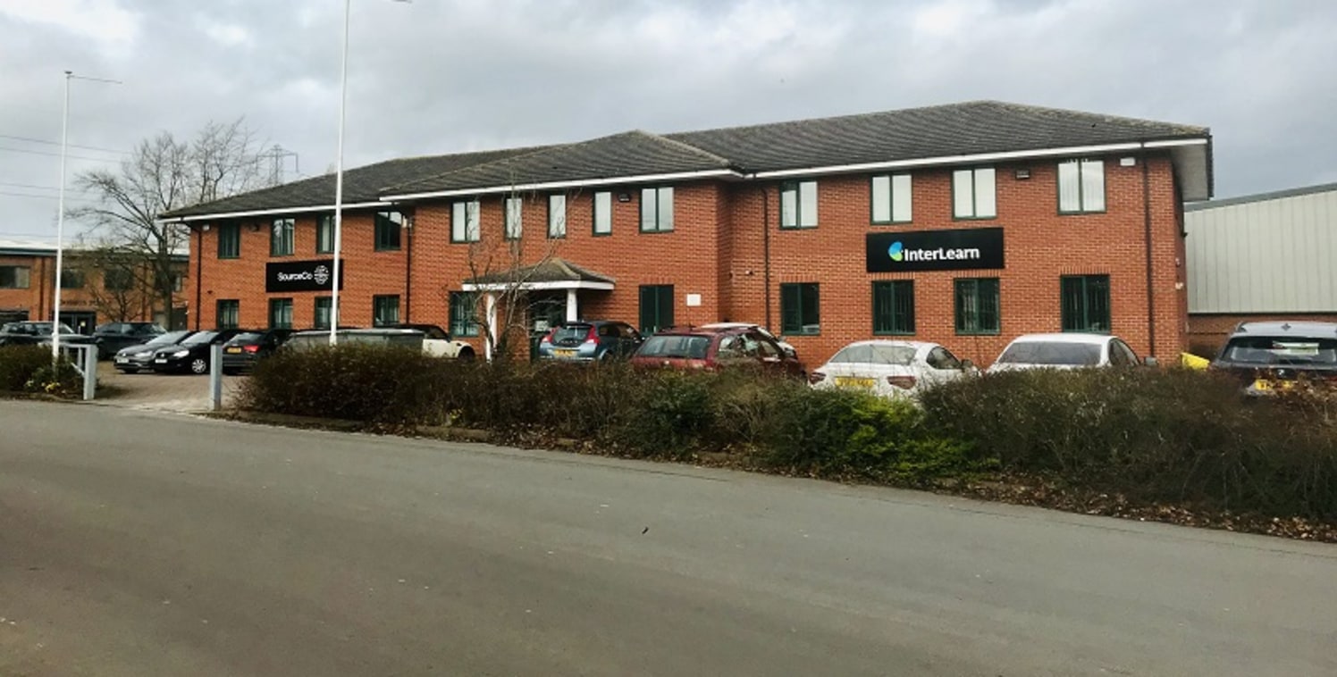 A 6,547 sq ft detached refurbished modern office building prominently positioned on the entrance to the sought after Saxon Business Park in Bromsgrove. Open plan and cellular offices, air conditioning CAT V cabling and 26 onsite car parking spaces. E...