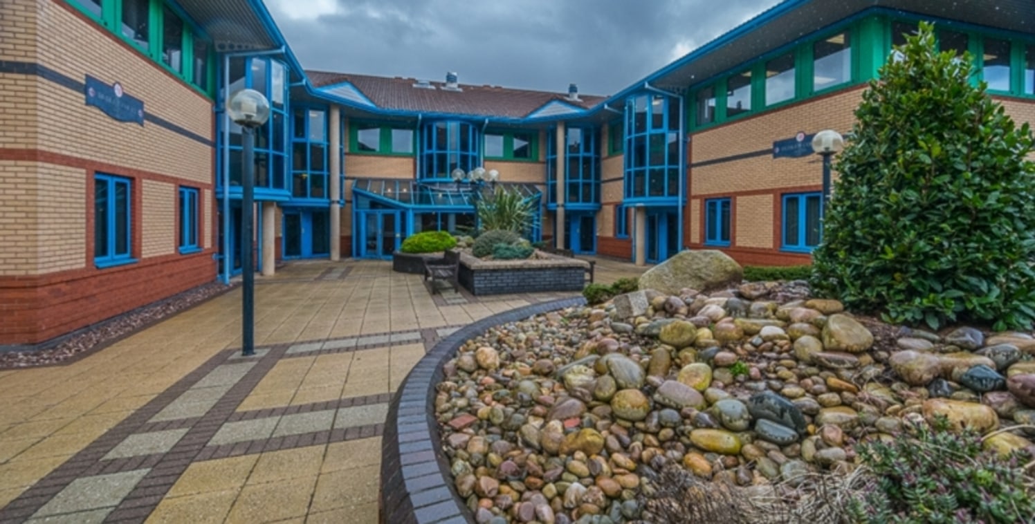 The MSO Space Business Centre located on the waterfront marina of the Dudley Canal in Brierely Hill is set in an attractive, landscaped business park with modern amenities and ample car parking as well as 24 hour security and CCTV. Dudley Court South...