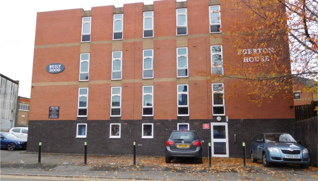 4 STOREY PURPOSE BUILT STUDENT RESIDENCE, CONSTRUCTED 2000