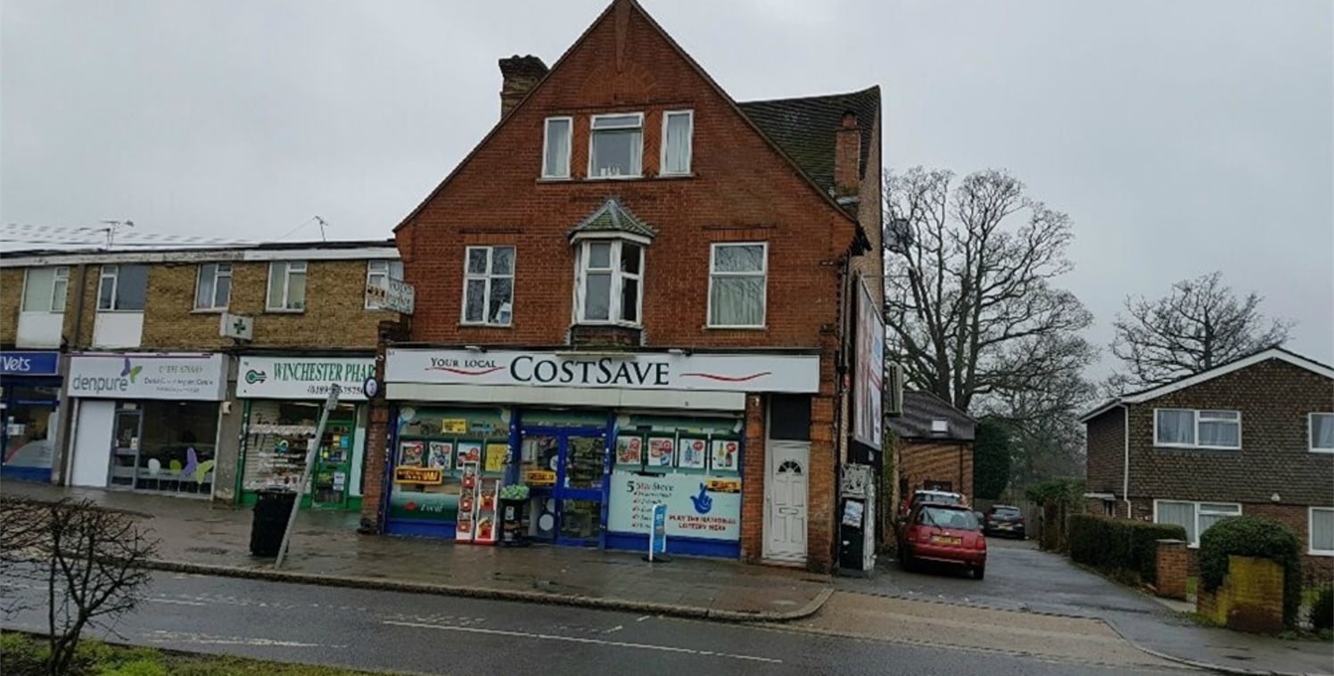 Freehold for sale\n\n***********INVESTMANT PURCHASE ONLY***********\n\nalexandra park is pleased to offer this FREEHOLD TITLE FOR SALE premises including Convenience Store with 6 bedsits all with en suites HMO License above in this popular busy parad...